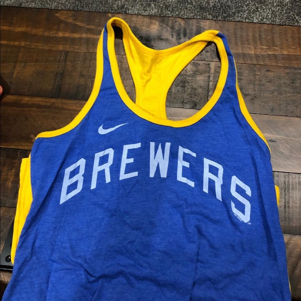 nike tank top